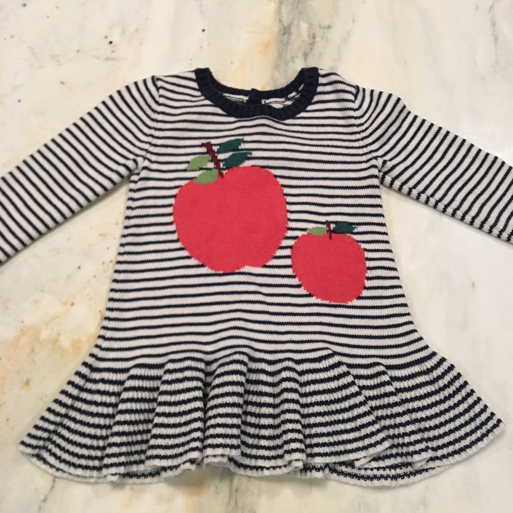 18-24m Gap apple 🍎 dress
